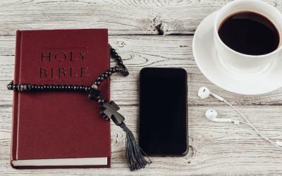 Should You Really Be Using Cell Phones For Bible Study?